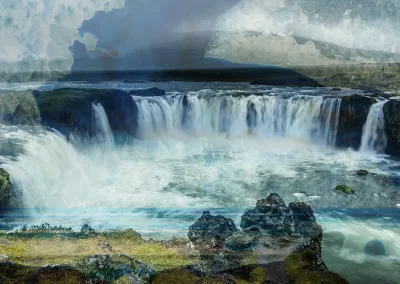 A horseshoe falls superimposed by a crystal formation